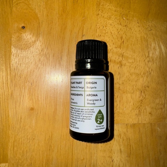 Simply Earth Pine Essential Oil Bottle - Picture 7 of 7